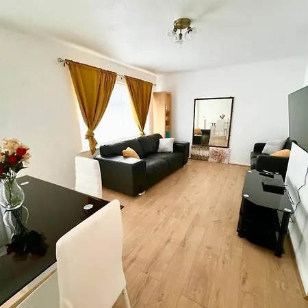 Cosy & Quiet House Close To Etihad And City Centre Manchester Exterior photo